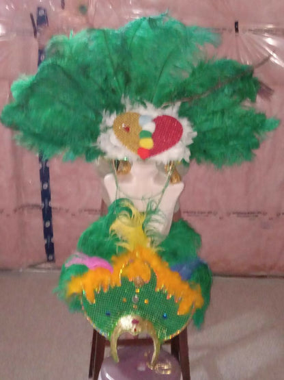 Head and back dresses for Brazilian Carnival and Caribbean festivals.